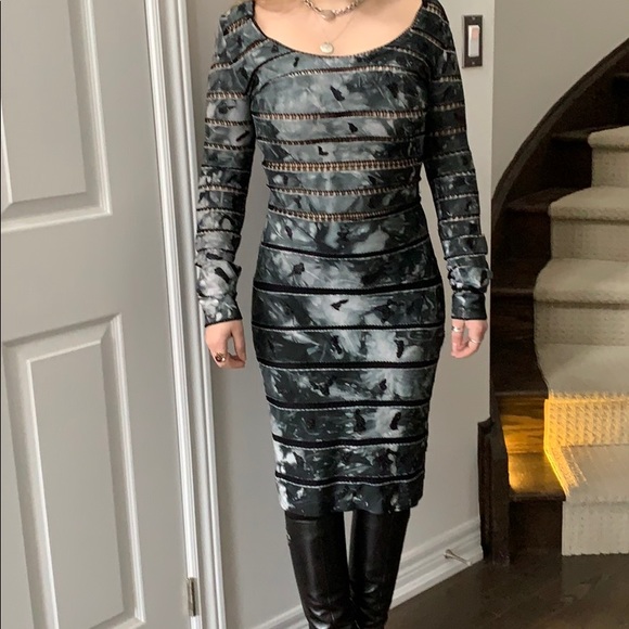 Authentic Herve leger bandage dress - Picture 4 of 12